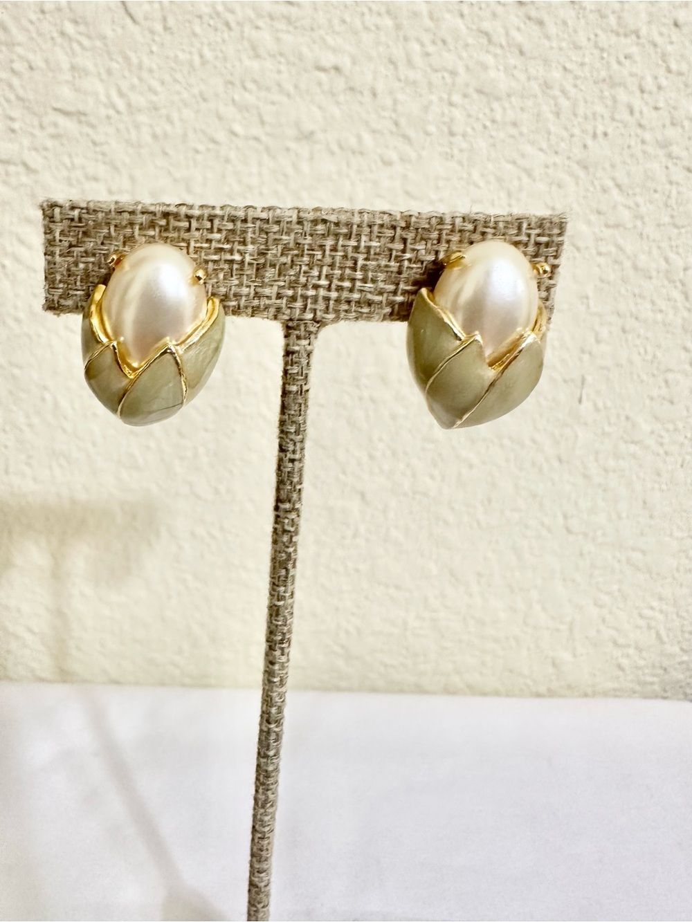 Vintage Gold-Plated Pearl & Olive Green Leaf Clip-On Earrings